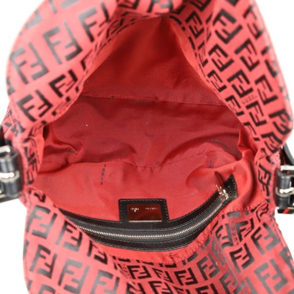 Fendi Baguette - Picture 8 of 9